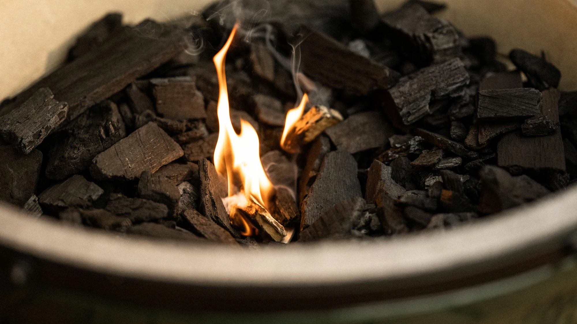 100% Natural Canadian Maple Lumpwood Charcoal 4 100% Natural Canadian Maple Lumpwood Charcoal - Image 2