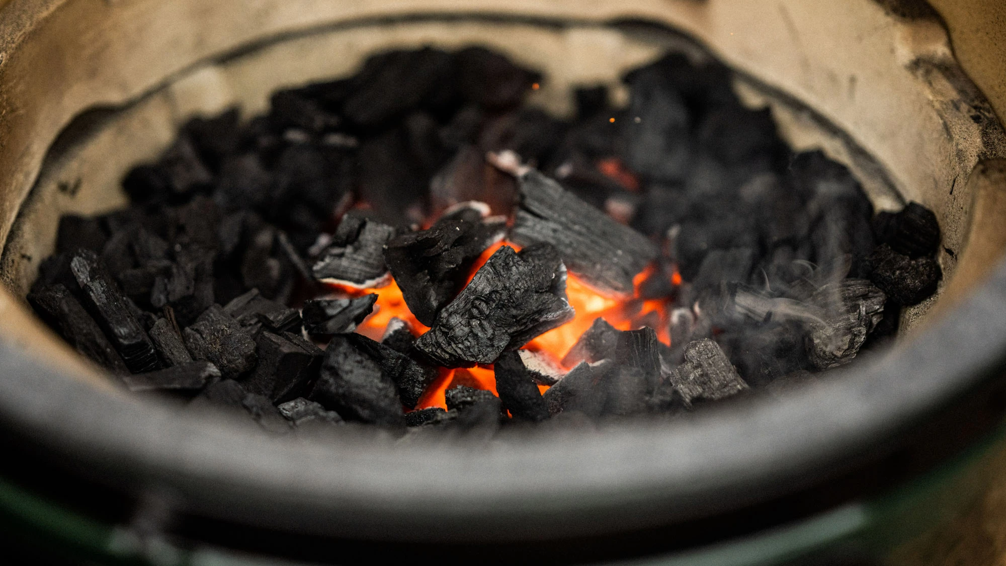 100% Natural Canadian Maple Lumpwood Charcoal 5 100% Natural Canadian Maple Lumpwood Charcoal - Image 3