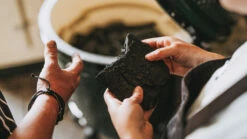 Premium 100% Natural Oak & Hickory Lump Charcoal -Charbroil Shop 1613563465 charcoal7